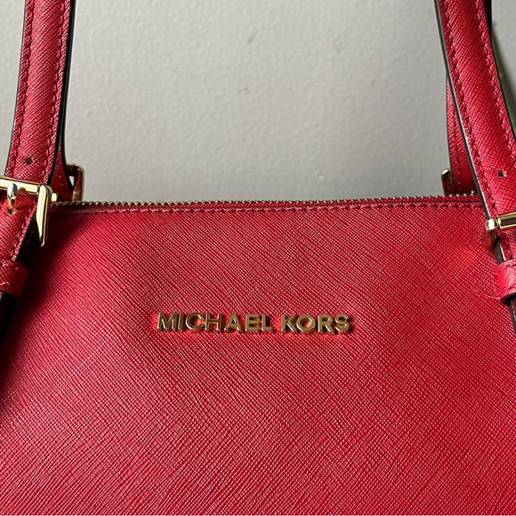 Michael Kors East West Red Leather Top Zip Gold Jet Set Tote - Picture 2 of 10